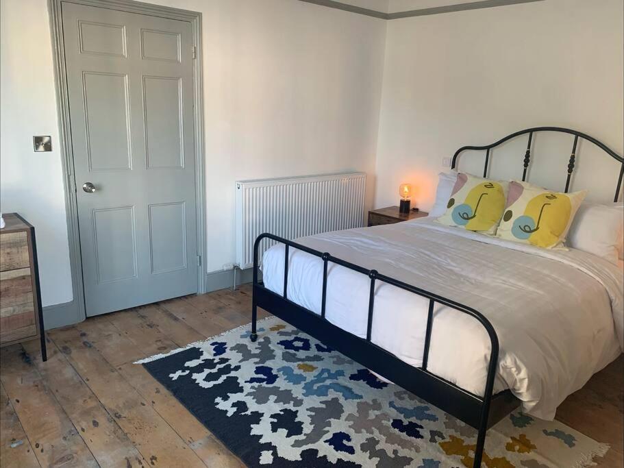 Villa Aberaeron Island House - Panoramic Harbour Views Esterno foto